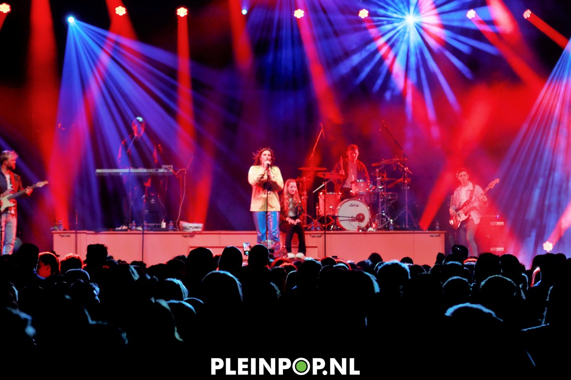 V R I J D A G     (6)